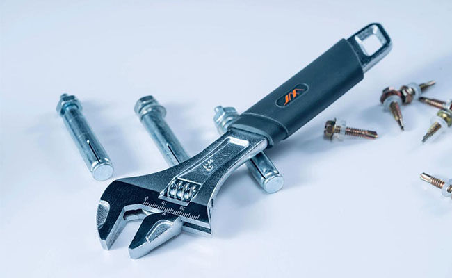 Wrench